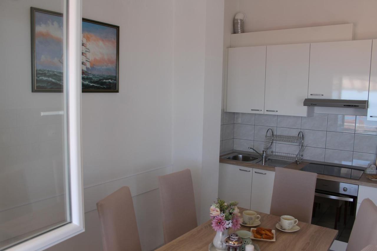 Apartman Gaby Makarska Exterior foto